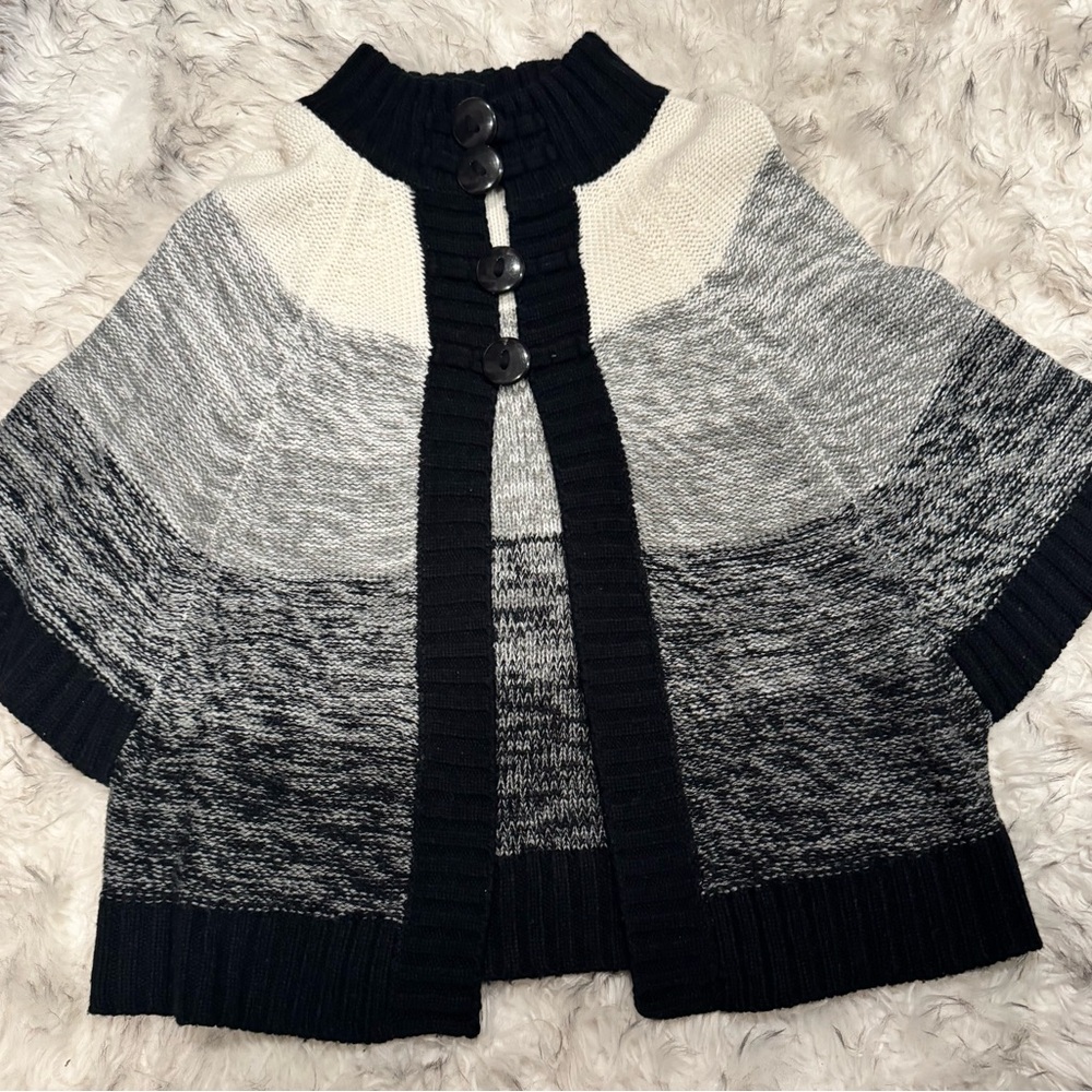 Allison Brittney AB - Women's Black, White and Gray Caped Sweater LIKE NEW